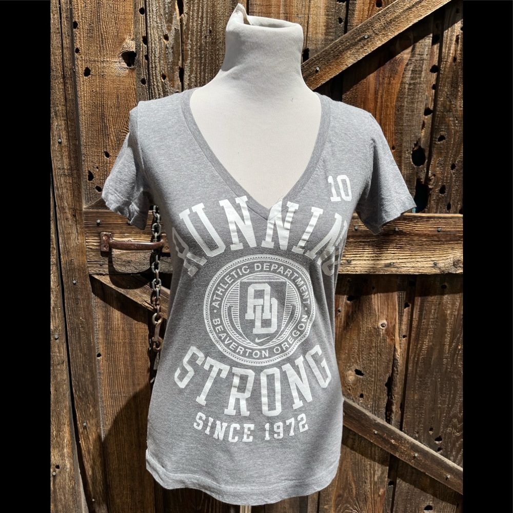 Nike Beaverton Oregon Woman’s tee shirt “Running Strong” Size M